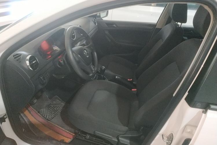 Used Volkswagen Jetta 2017 1.4L Manual Fashion Edition
