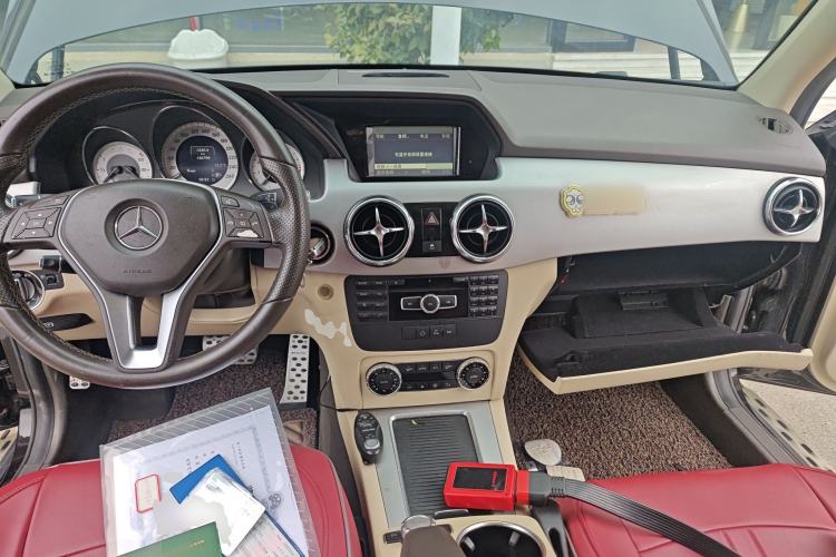 Used Mercedes-Benz GLK-Class 2014 GLK 260 4MATIC Dynamic Model