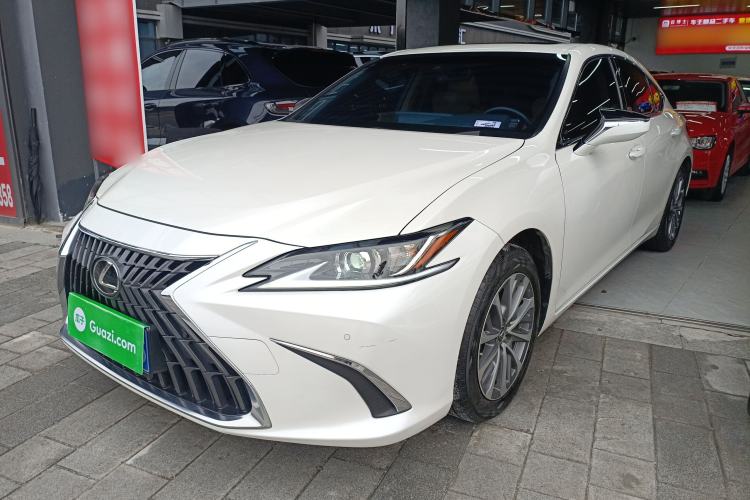 Used Lexus ES 2023 200 Luxury Edition