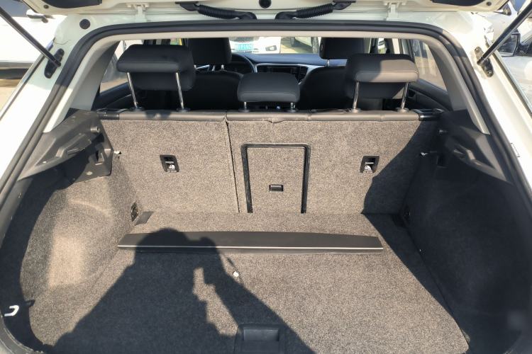 Used Volkswagen T-ROC 2020 280TSI DSG Two-Wheel-Drive Elite Version
