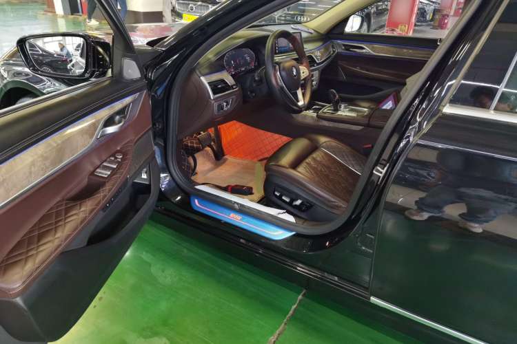 Used BMW 7 Series 2019 Restyled 740Li Leading Luxury Package
