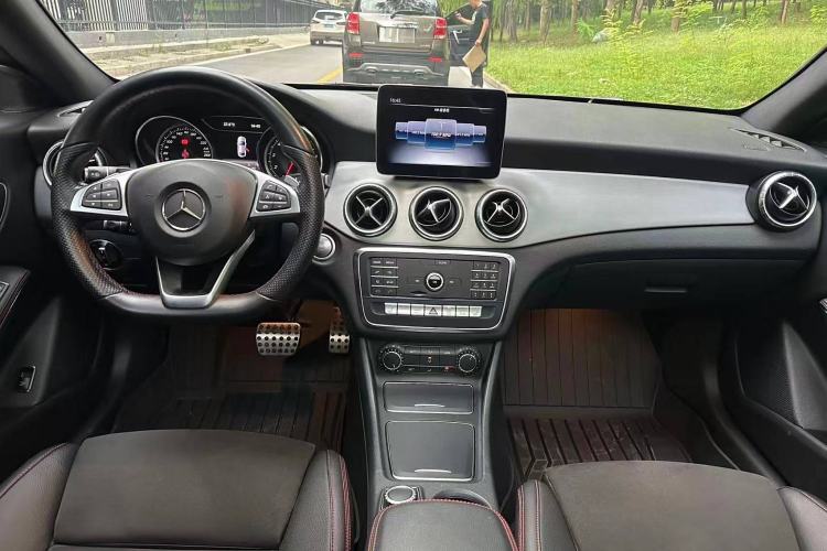 Used Mercedes-Benz CLA 2018 CLA 220 4MATIC
