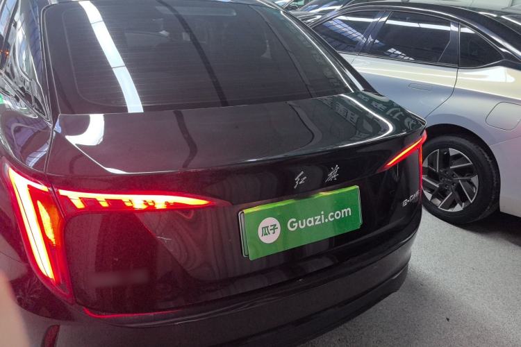 Used Hongqi E-QM5 2022 431 km Charge & Enjoy Edition
