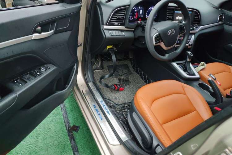 Used Hyundai Elantra 2016 1.6L Automatic ZhiXuan – Elite Version