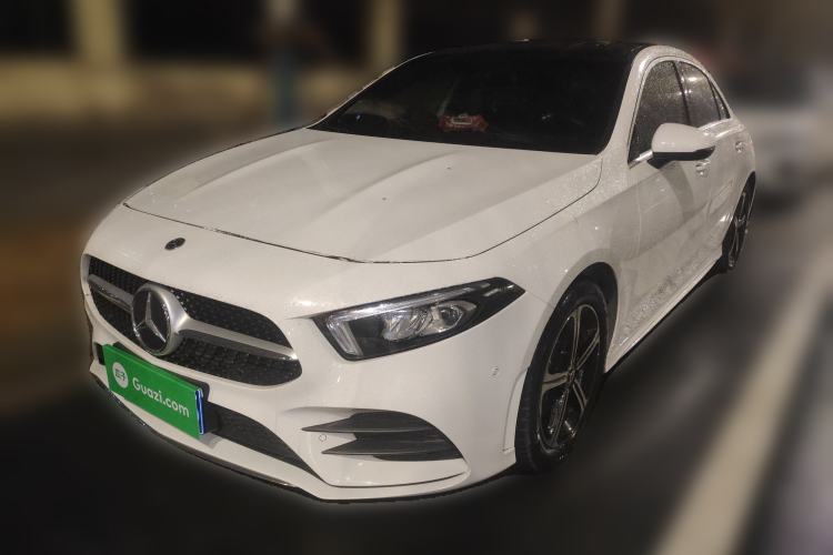 Used Mercedes-Benz A-Class 2022 Revised Version A 200 L Sport Sedan Fashionable Style