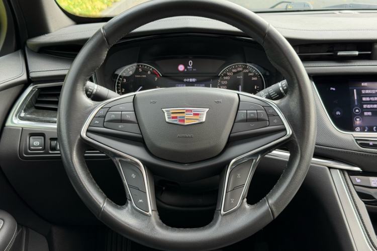 Used Cadillac XT5 2020 28T Luxury Version
