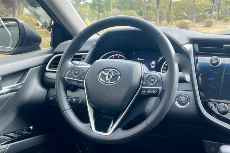 Used Toyota Camry 2019 2.5G Luxury Edition China VI Standard
