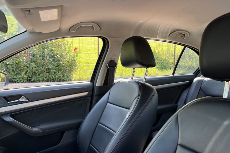 Used Volkswagen Lavida 2015 1.6L Automatic Fashion Edition
