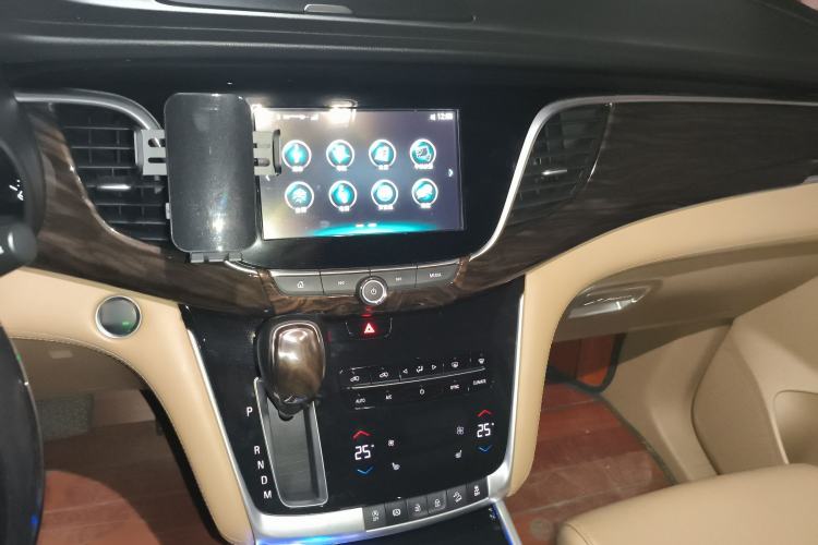 Used Buick GL8 2018 ES 28T Luxury Model China VI Standard
