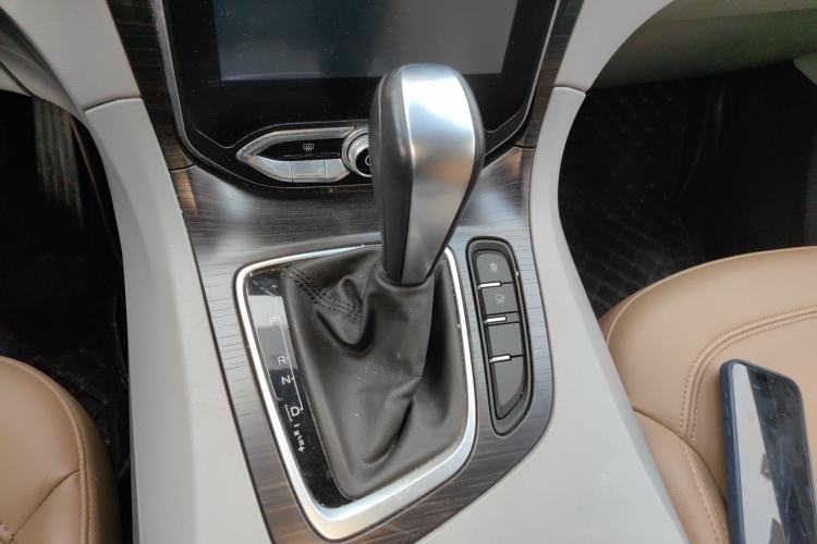 Used Huasong 7 2017 2.0T Automatic Elite Edition
