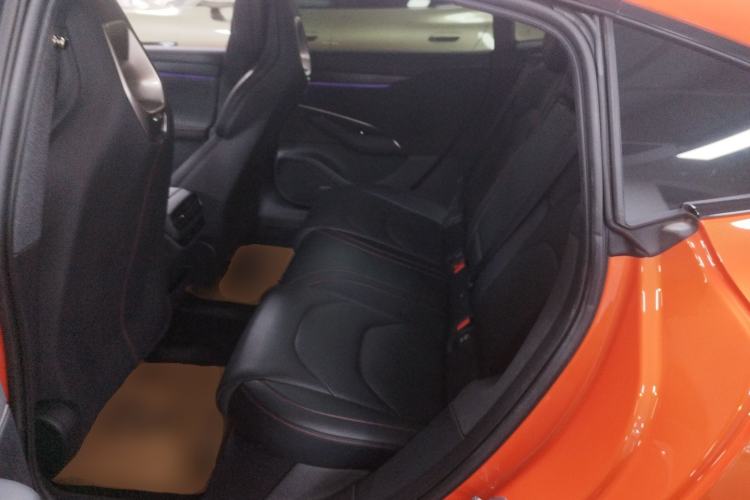 Used  SU7 2024 Rear-Drive Long-Range Intelligent Driving Version
