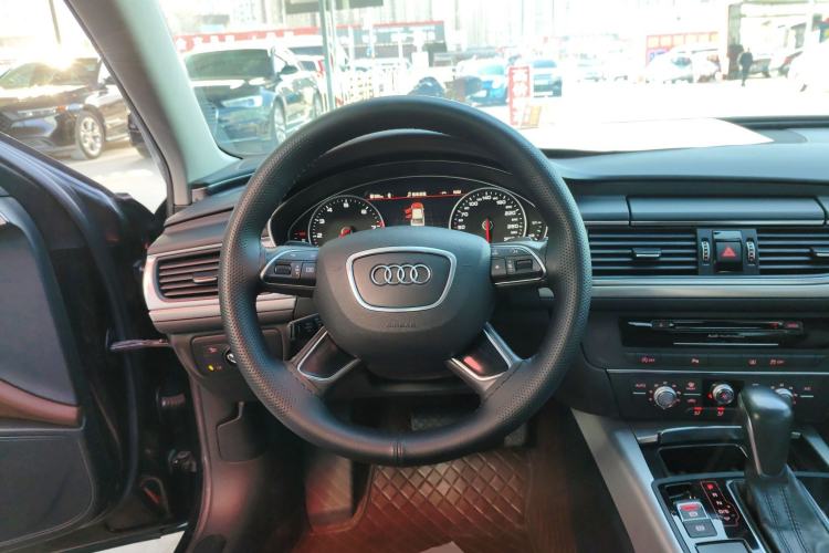 Used Audi A6L 2018 30th Anniversary Edition 35 TFSI Fashion Model
