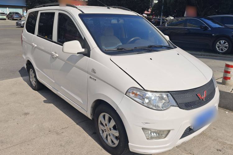Used Wuling Hongguang 2015 1.5L S Basic Version China V Standard
