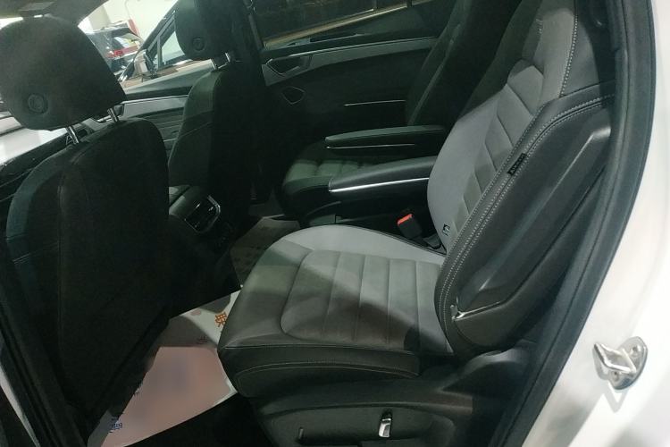 Used Volkswagen Talagon 2023 380TSI Four-Wheel Drive R-Line Explore Edition
