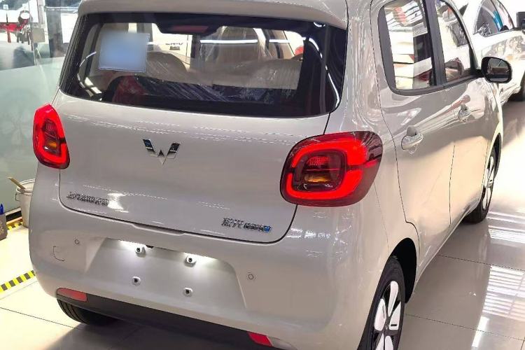 Used Wuling Hongguang MINIEV 2025 Four-Door Version Advanced Edition
