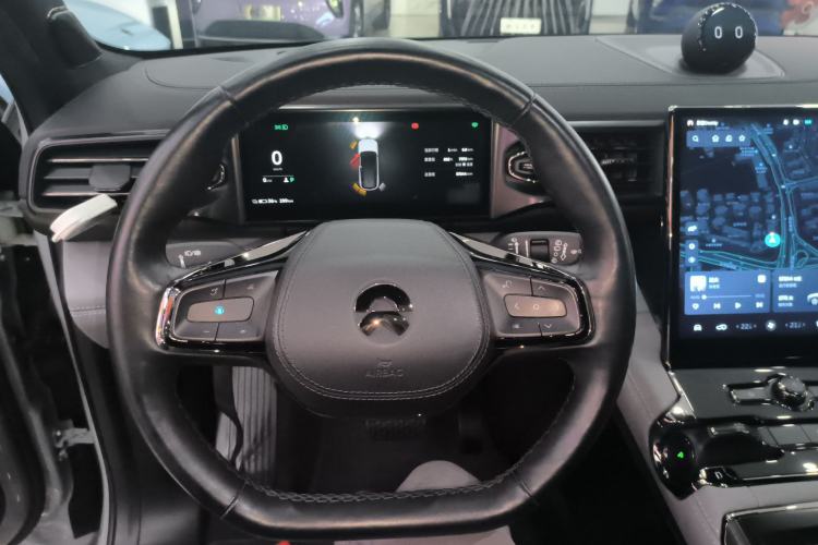 Used Nio ES8 2020 580 km Signature Edition 7-Seater Version
