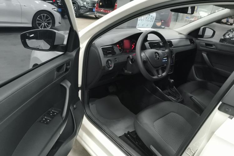 Used Volkswagen Santana 2021 1.5L Automatic Fashion Edition