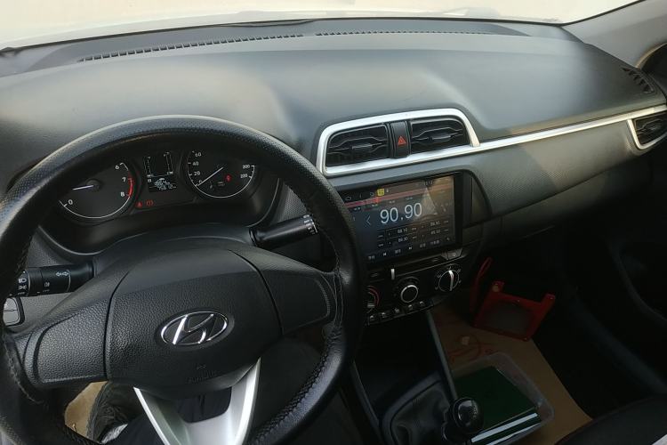 Used Hyundai Verna (older generation) 2020 1.4L Manual GL Refreshed Edition