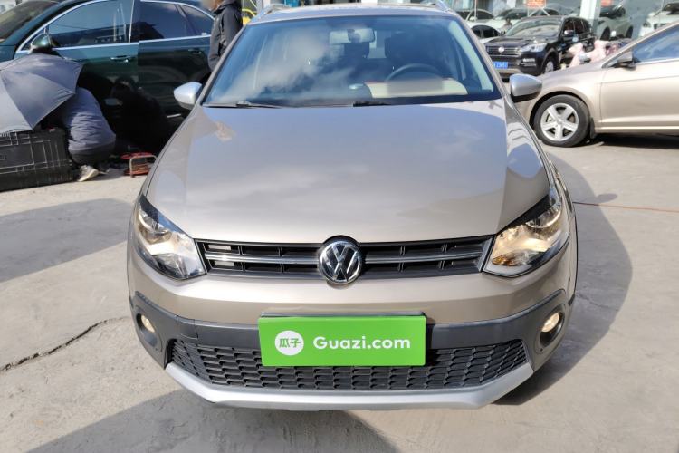 Used Volkswagen Polo 2016 1.4L Cross Polo Automatic
