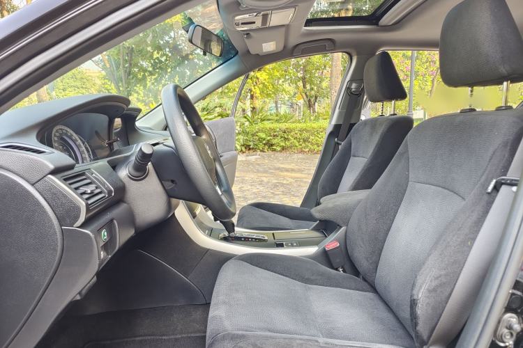 Used Honda Accord 2015 2.0L LX Comfort Edition
