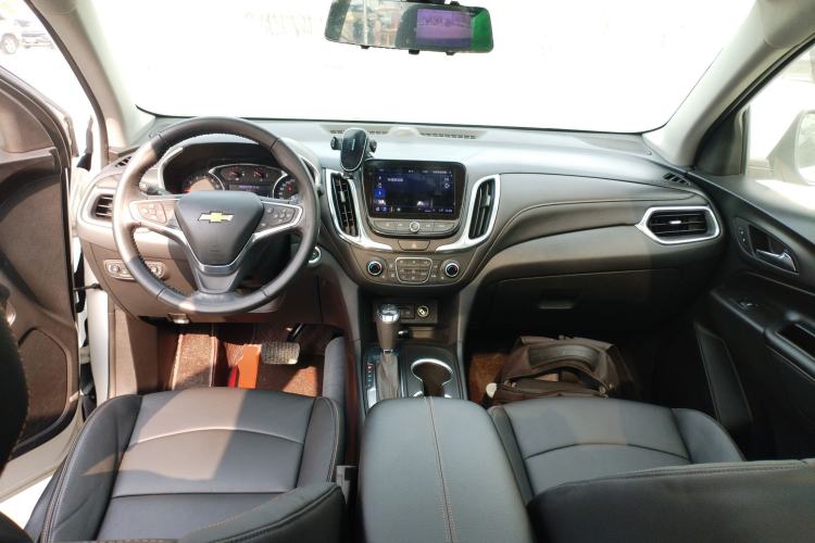 Used Chevrolet Equinox 2019 535T Automatic YuJie Edition China VI
