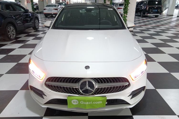 Used Mercedes-Benz A-Class 2020 Restyled A 200 L Sport Sedan Fashion Version
