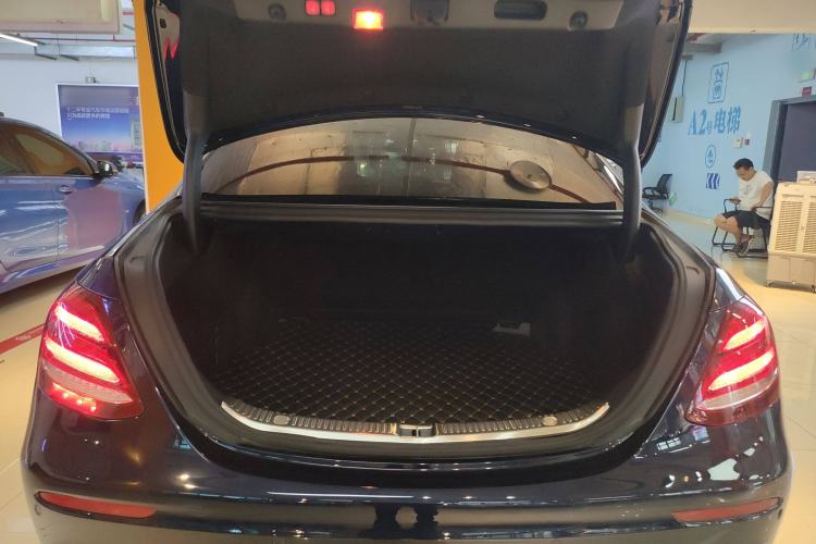 Used Mercedes-Benz E-Class 2019 E 200 L Sport Edition
