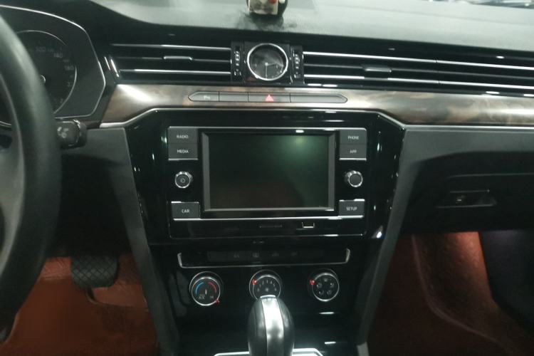 Used Volkswagen Magotan 2019 330TSI DSG Leading Model China VI Standard