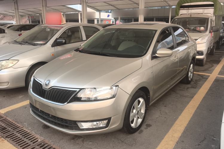 Used Skoda Rapid 2013 1.6L Automatic Smart Selection Model