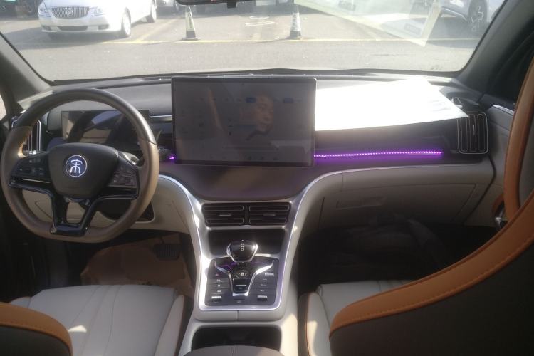 Used BYD Song Pro New Energy 2023 Champion Edition DM-i 71KM Leading Model
