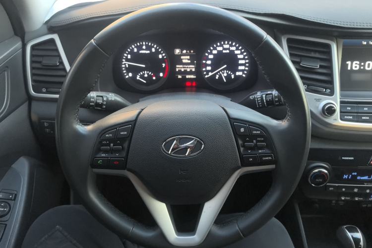 Used Hyundai Tucson 2015 1.6T Dual-Clutch Two-Wheel-Drive Smart Model