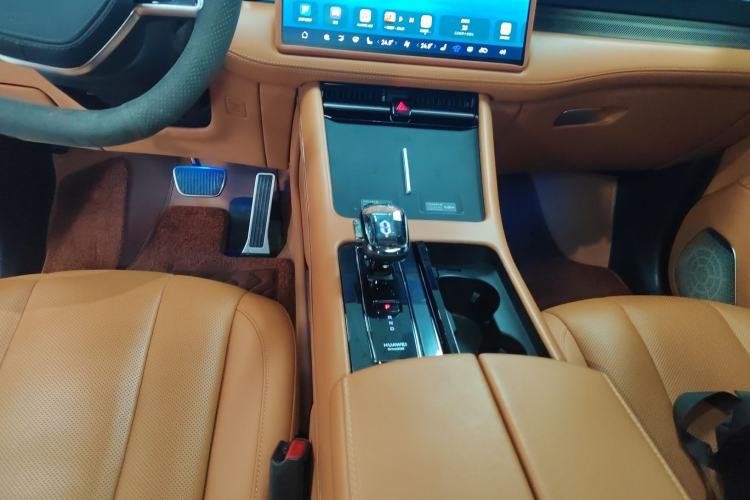 Used Hima AITO M7 2024 1.5T Intelligent Drive Rear-Drive Ultra Version 5 Seats
