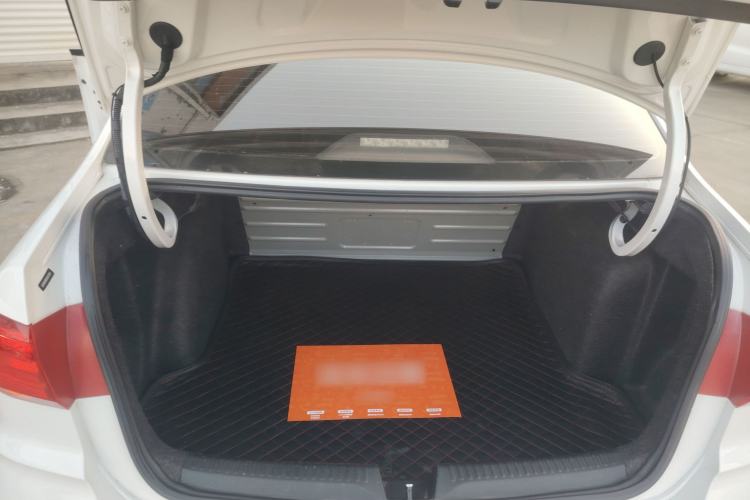 Used Volkswagen Santana 2016 1.4L Manual Fashion Edition
