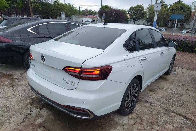 Used Volkswagen Lavida 2023 300TSI DSG Full-Comfort Edition
