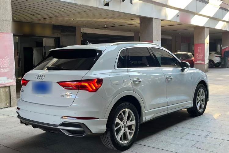 Used Audi Q3 2019 35 TFSI Advanced Dynamic Edition
