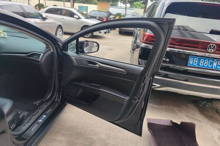 Used Ford Mondeo 2017 EcoBoost 180 Stylish Model
