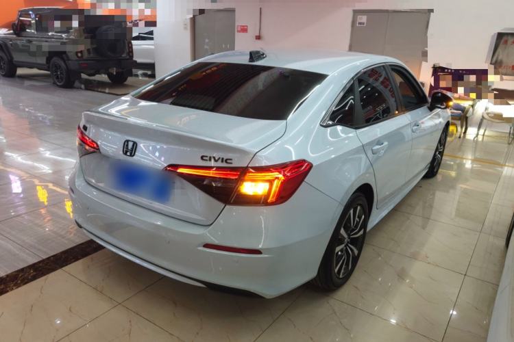 Used Honda Civic 2023 2.0L eHEV Pioneer Edition
