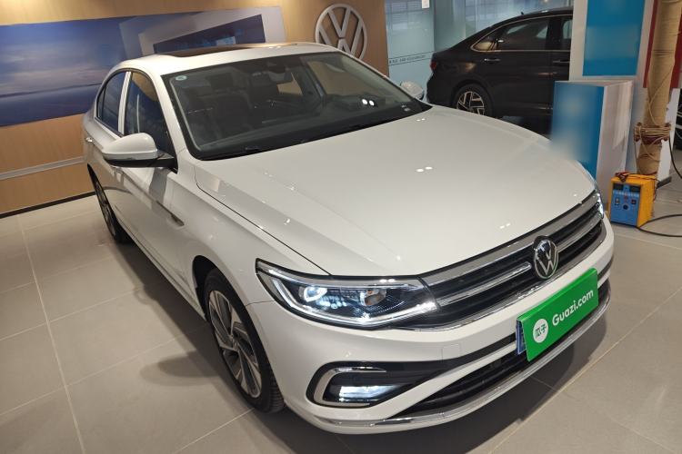 Used Volkswagen Bora 2024 300TSI DSG Prestige Edition
