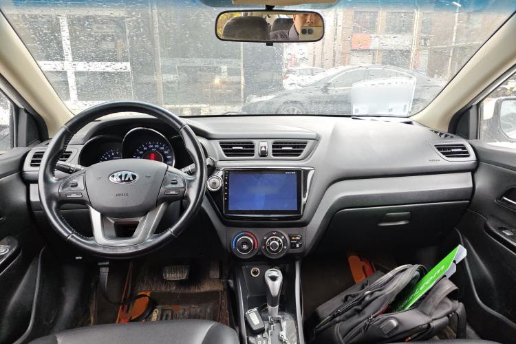 Used Kia K2 2012 Hatchback 1.6L AT Premium Commemorative Edition

