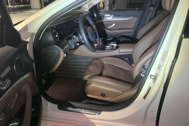 Used Mercedes-Benz E-Class 2017 E 200 L Sport 4MATIC
