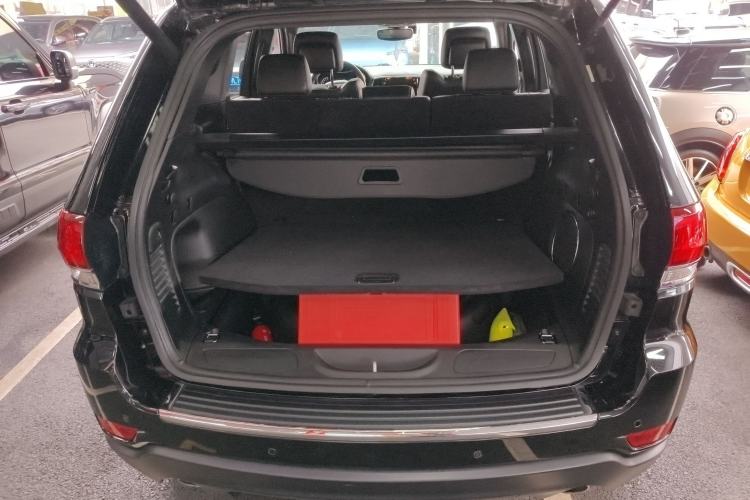 Used  Grand Cherokee (Import) 2020 3.0L Elite Navigation Edition
