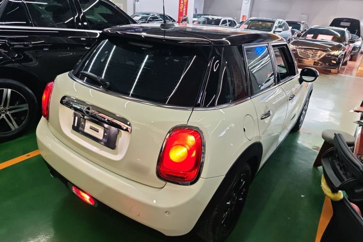 Used  MINI 2016 1.5T COOPER Five-Door Edition
