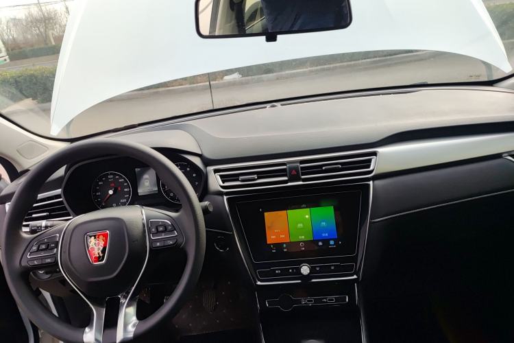 Used Roewe i5 2020 1.5L Manual 4G Connect Leehao Flagship Edition
