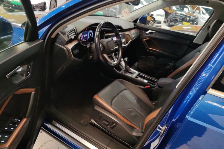 Used Audi Q3 2020 35 TFSI Fashionable and Elegant Model
