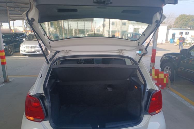 Used Volkswagen Polo 2013 1.4L Manual Fashion Edition