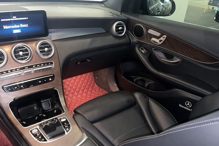 Used Mercedes-Benz GLC 2020 GLC 260 L 4MATIC Luxury Model
