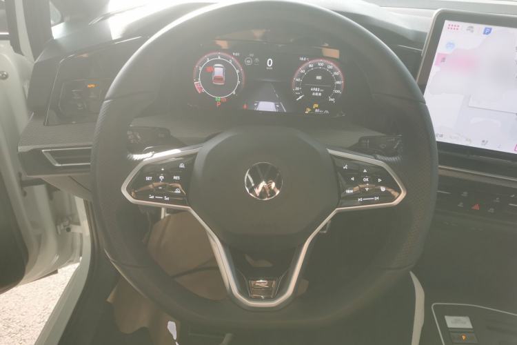 Used Volkswagen Golf 2025 300TSI R-Line