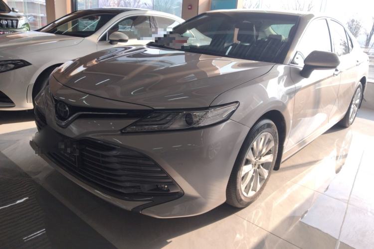 Used Toyota Camry 2019 Revised Version 2.0G Luxury Edition
