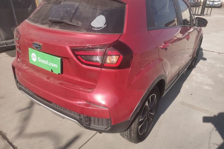 Used Geely Auto Vision X3 2019 Upgraded Model 1.5L Manual Luxury Version