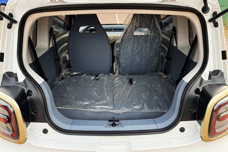 Used Bestune Pony 2025 222km Lightning Horse
